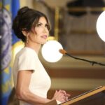 Kristi Noem Height